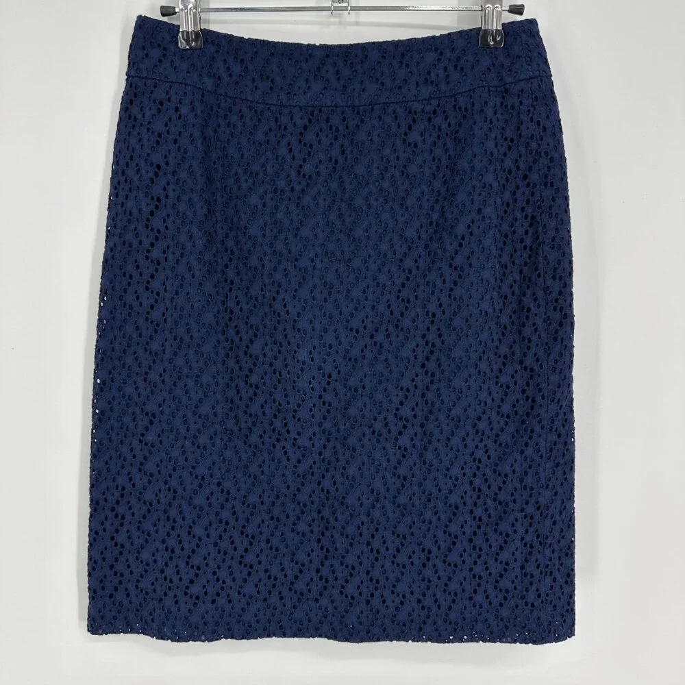 3/$25 Talbots Eyelet Pencil Skirt 2P Navy‎ Blue Straight Cotton Work Preppy